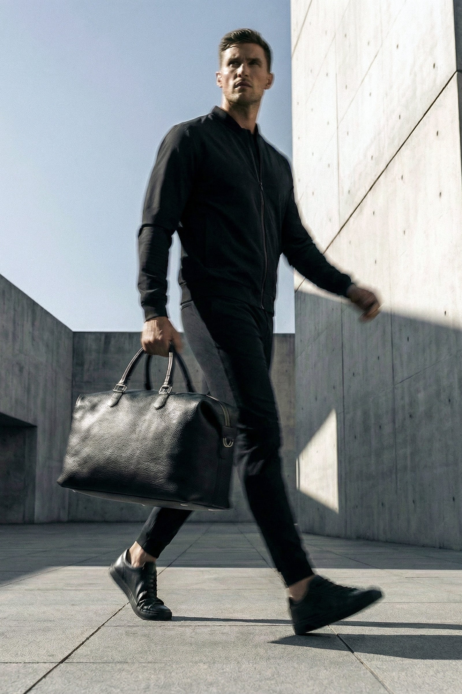 Versatile all-day leather duffle that transitions from office to gym.